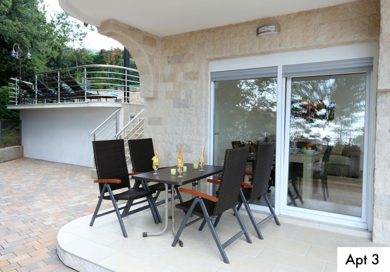 Dragi With Pool, Sauna, & Whirlpool Apartment