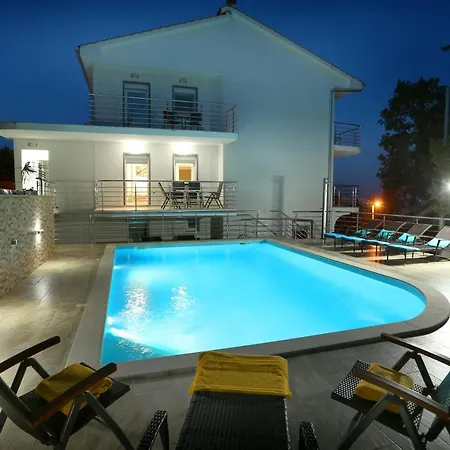 Villa Dragi With Pool, Sauna, & Whirlpool Opatija Exterior foto